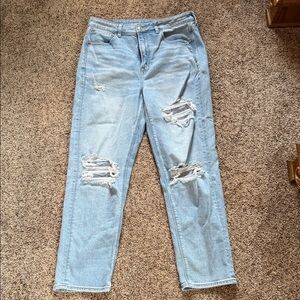 American Eagle Outfitters Light Wash Distressed Boyfriend Jeans